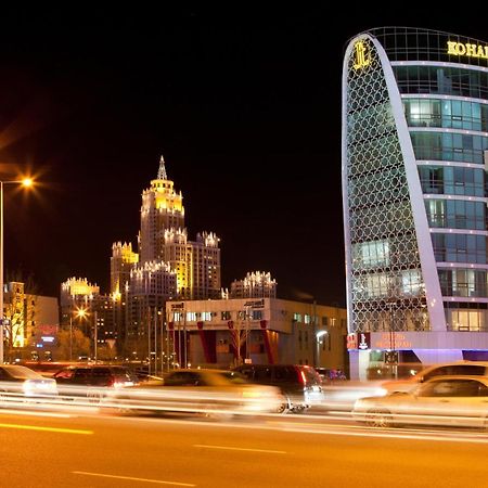 Jumbaktas Astana Hotel Екстер'єр фото