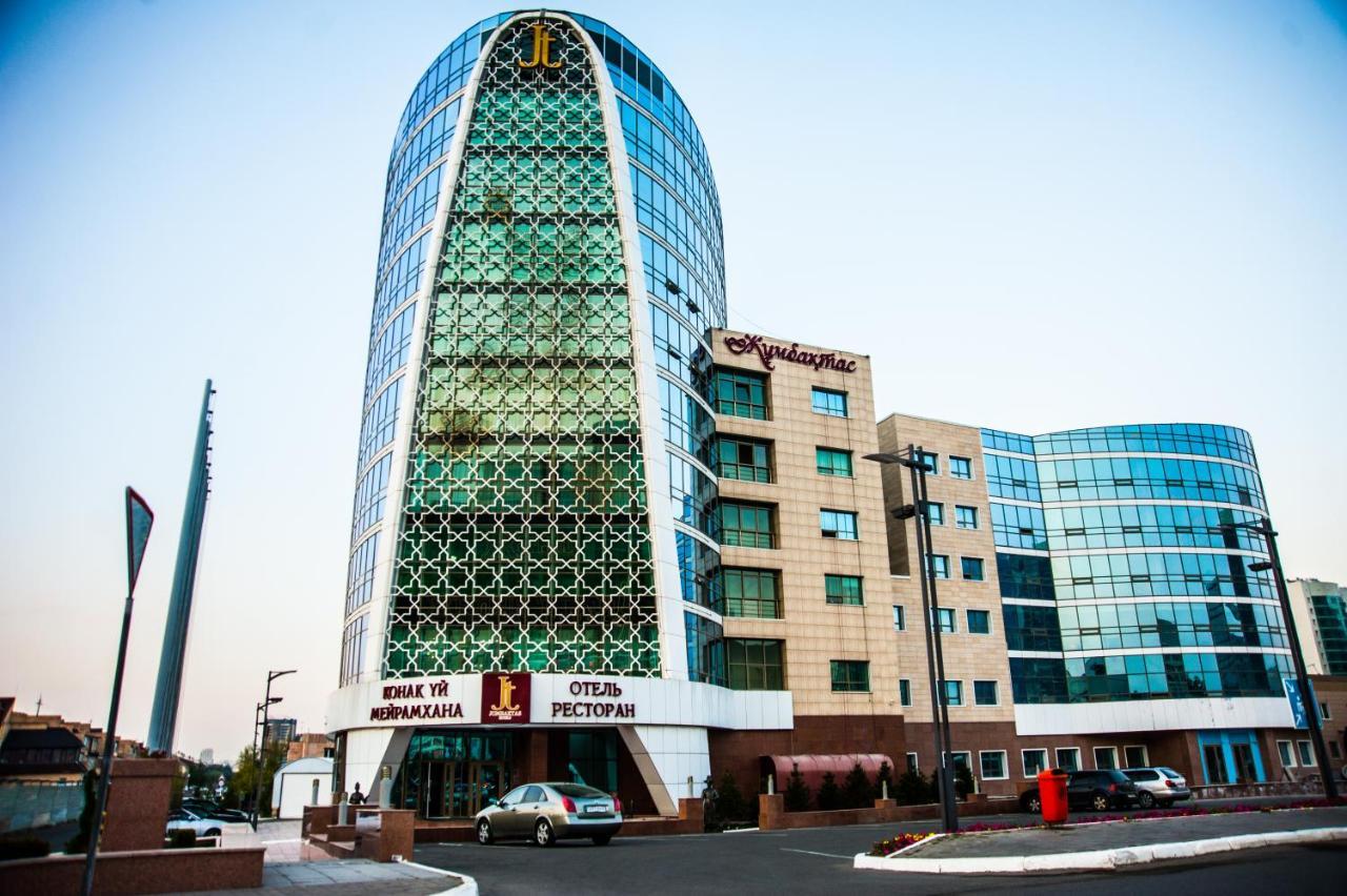 Jumbaktas Astana Hotel Екстер'єр фото