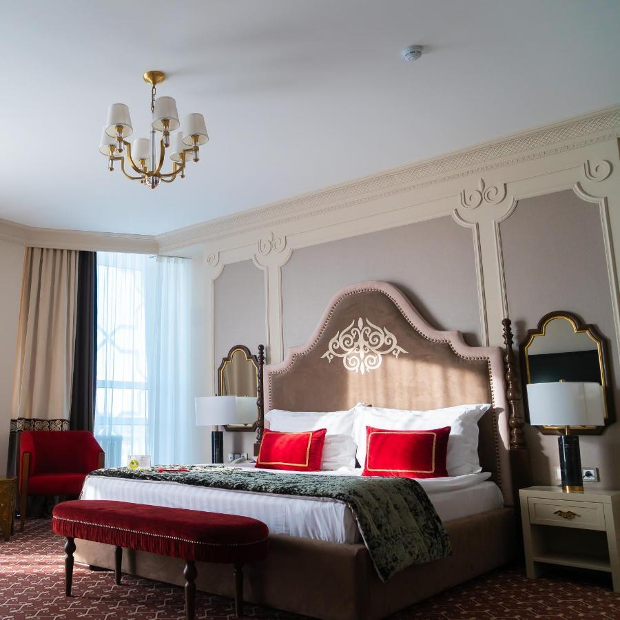 Jumbaktas Astana Hotel Екстер'єр фото