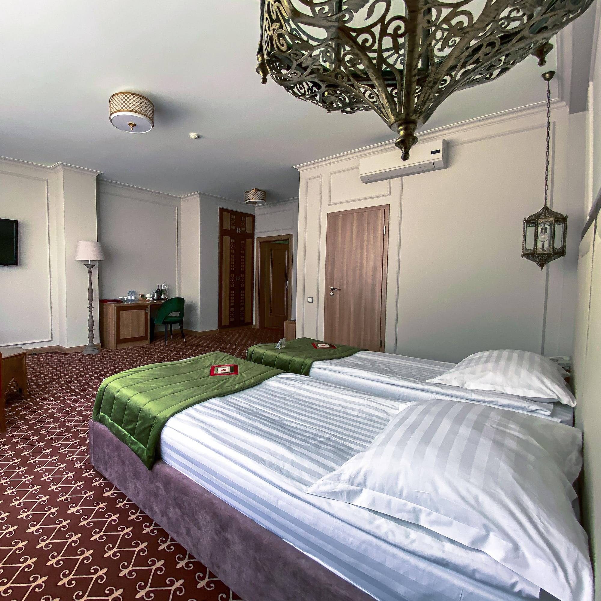 Jumbaktas Astana Hotel Екстер'єр фото