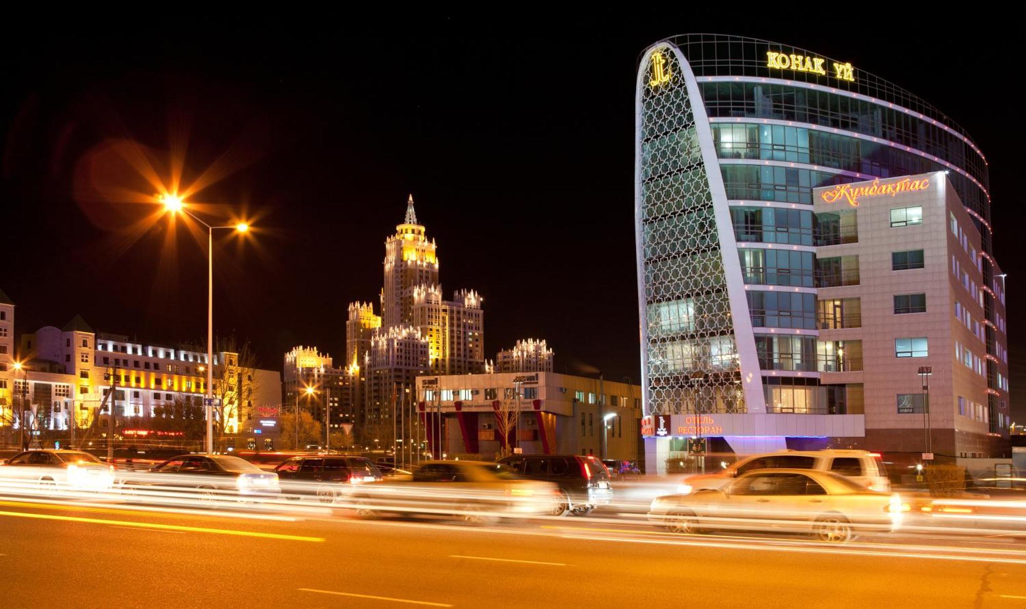 Jumbaktas Astana Hotel Екстер'єр фото
