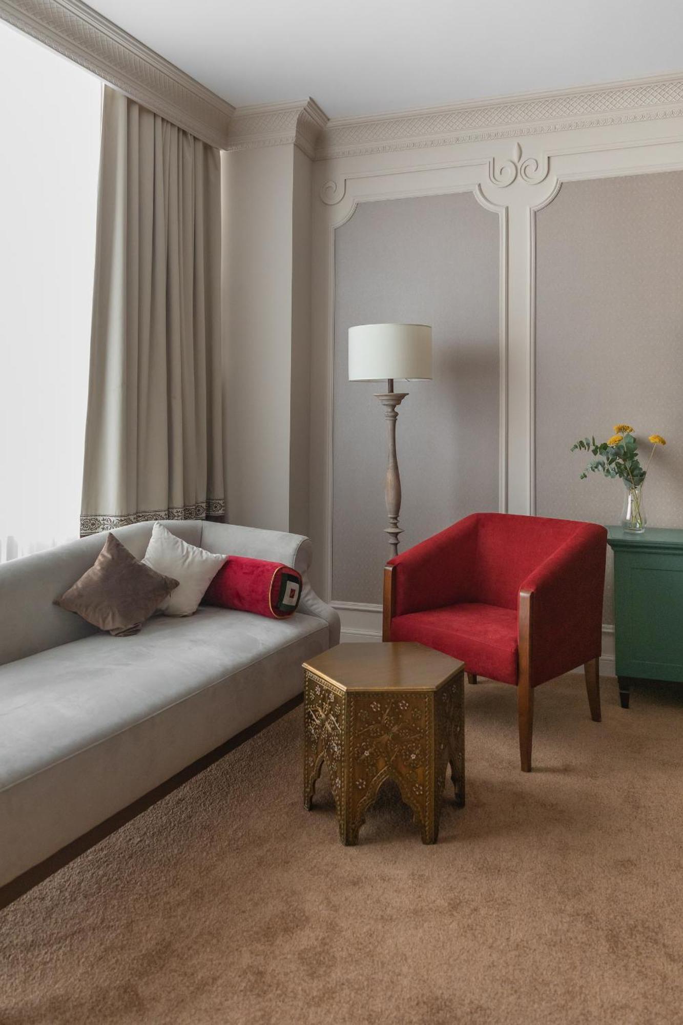 Jumbaktas Astana Hotel Екстер'єр фото