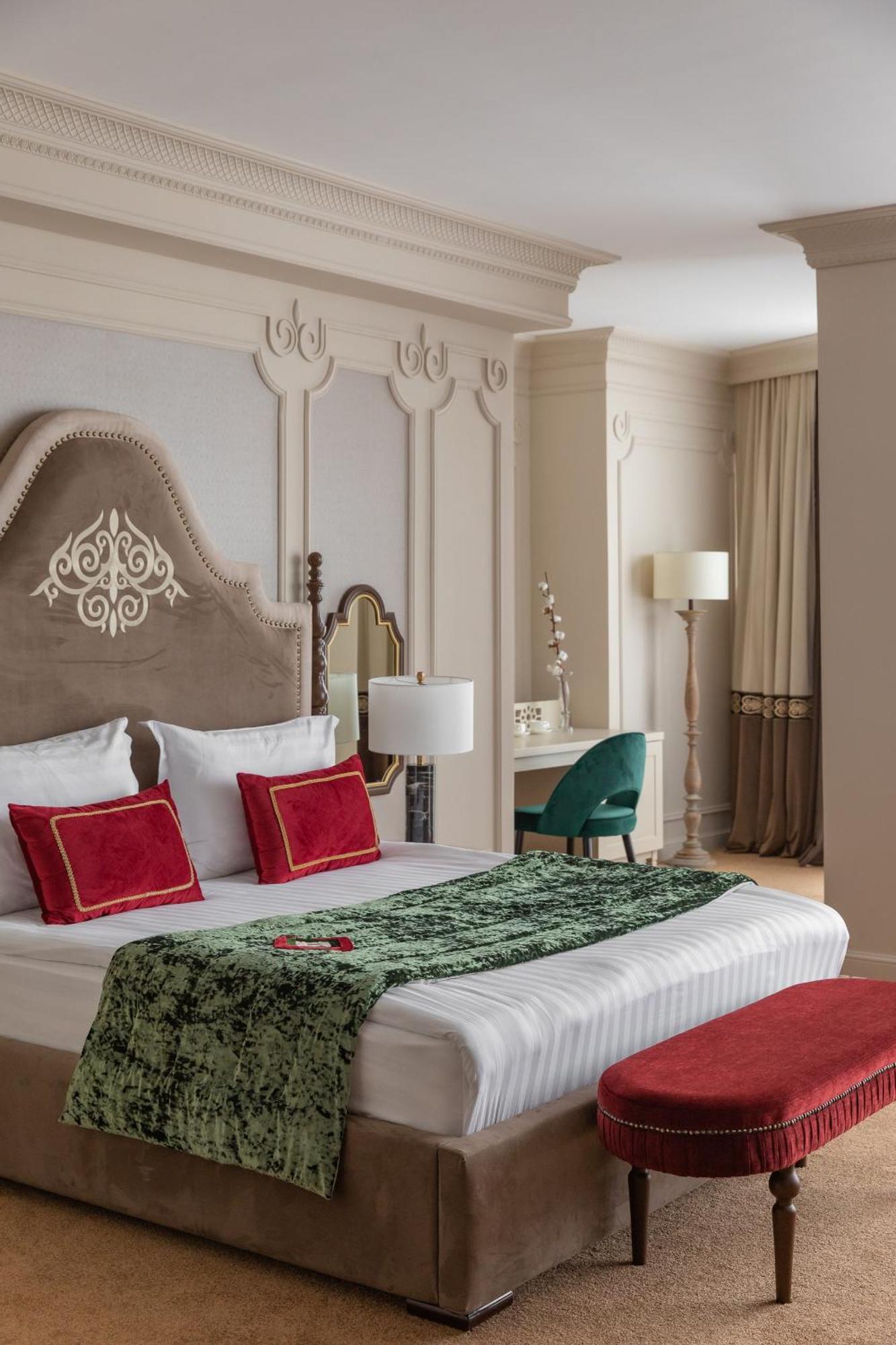 Jumbaktas Astana Hotel Екстер'єр фото